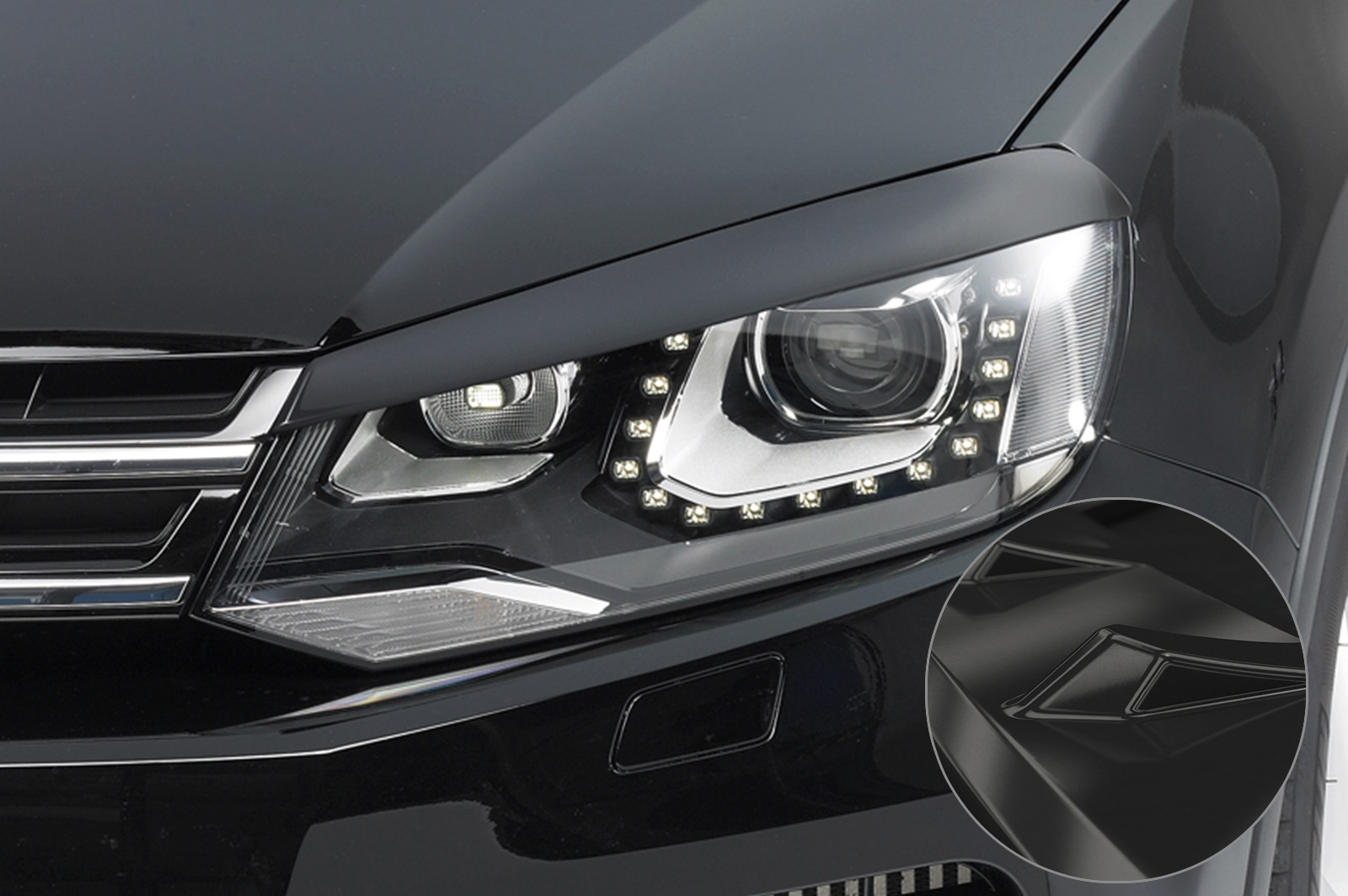 Paupières de phares avants (la paire) pour VW Touareg II (Typ 7P) toutes carrosseries (2010-2018) - Fabriqué en ABS glossy (Noir brillant)