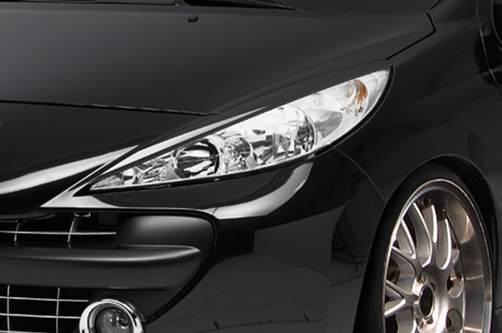 Paupières de phares avants (la paire) pour Peugeot 207 toutes carrosseries (2006-2012) - Fabriqué en ABS (à peindre)