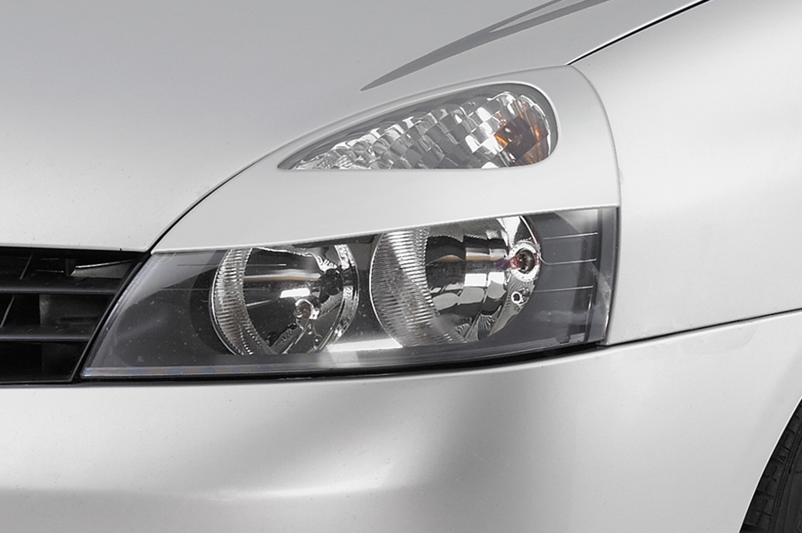 Paupières de phares avants (la paire) pour Renault Clio 2 / B toutes carrosseries (6/2001-2012) - Fabriqué en ABS (à peindre)